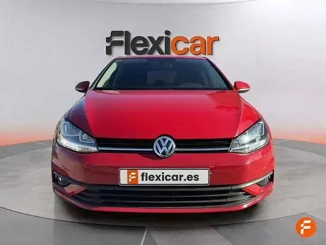 Usado VW Golf VII Advance 115 CV (84 kW) 2020 Rojo