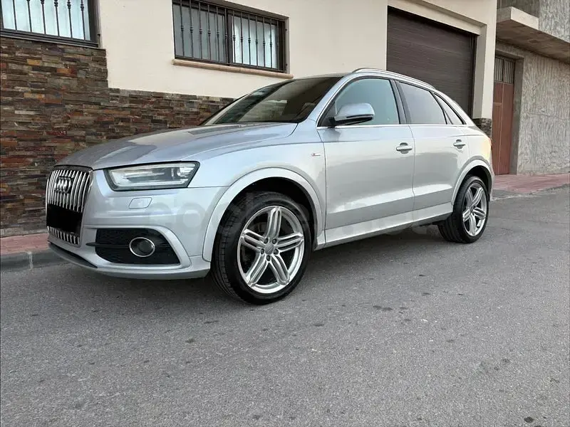Usado Audi Q3 S-Line 140 CV (102 kW) 2014 Gris / plata SUV
