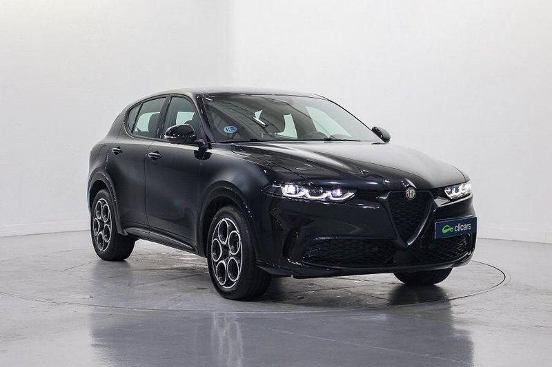 Usado Alfa Romeo Tonale Sprint 130 CV (95 kW) 2024 Negro SUV