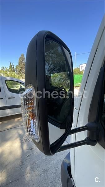 Brugt Nissan Cabstar 121 HK (88 kW) 2013 Hvid Pickup / Ladvogn