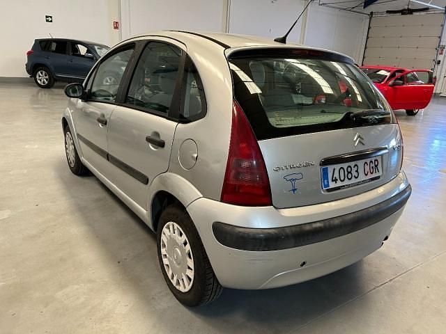 Usado Citroën C3 Elegance 68 CV (50 kW) 2003 Gris Utilitario