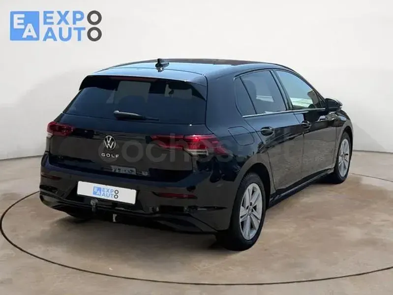 Usado VW Golf VII Advance 150 CV (110 kW) 2020 Negro Berlina