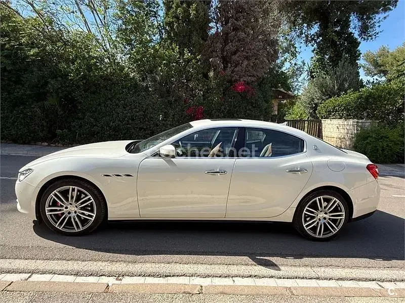Usado Maserati Ghibli 275 CV (202 kW) 2019 Blanco Berlina