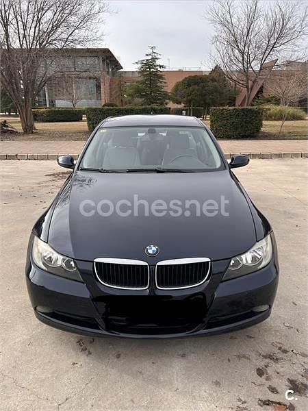 Usado BMW 318 122 CV (89 kW) 2006 Azul Berlina