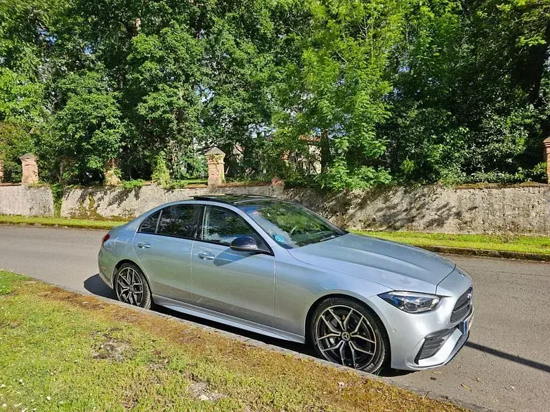 Usado Mercedes C220 200 CV (147 kW) 2021 Gris / plata Berlina