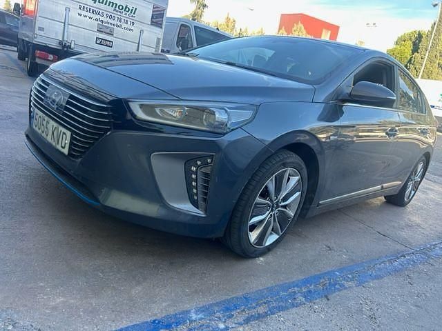 Gris / plata Usado 2019 Hyundai Ioniq Utilitario | 13.300 € (Precio justo) - Imagen 1/4
