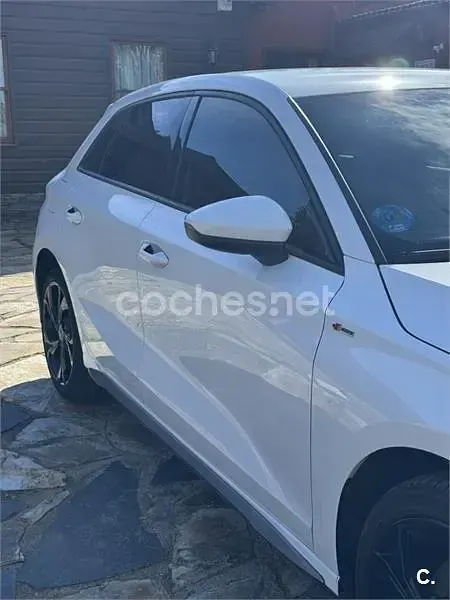 Usado Audi A3 S-Line 204 CV (150 kW) 2021 Blanco Berlina