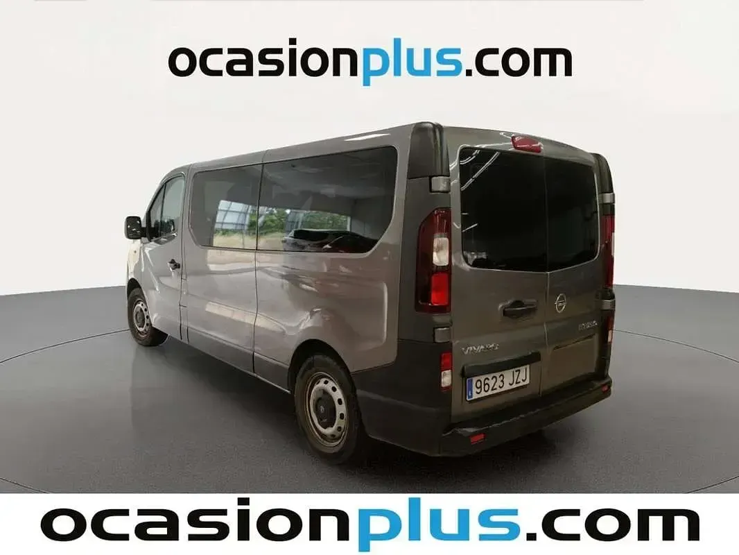 Usado Opel Vivaro S 125 CV (91 kW) 2017 Gris Monovolumen