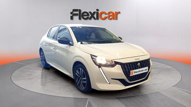 Usado Peugeot 208 Active 102 CV (75 kW) 2023 Blanco Utilitario