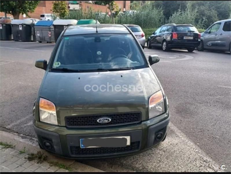 Verde Usado 2006 Ford Fusion Berlina | 3600 € (Precio justo) - Imagen 1/4