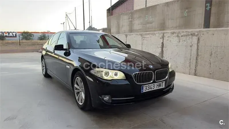 Usado BMW 525 Comfort Edition 218 CV (160 kW) 2012 Negro Berlina