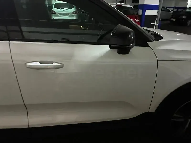 Usado Volvo XC40 R-Design 190 CV (139 kW) 2020 Blanco SUV