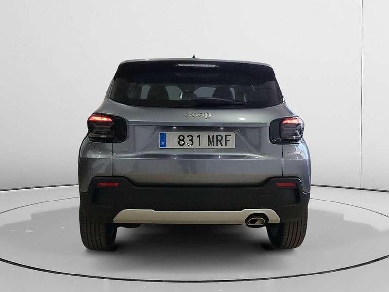 Usado Jeep Avenger Altitude 102 CV (75 kW) 2024 Gris SUV