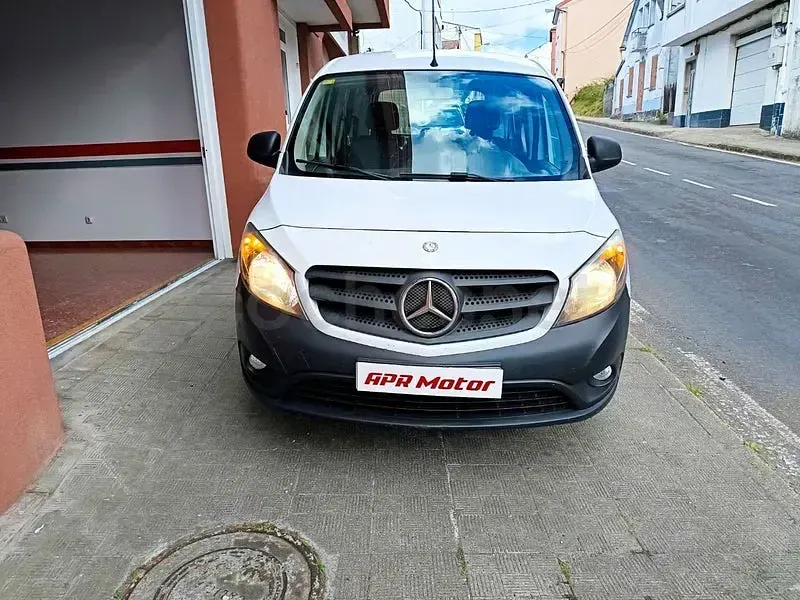 Usado Mercedes Citan 109 90 CV (66 kW) 2018 Blanco Monovolumen