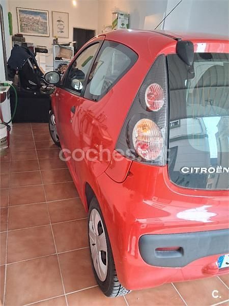 Usado Citroën C1 68 CV (50 kW) 2007 Rojo Utilitario