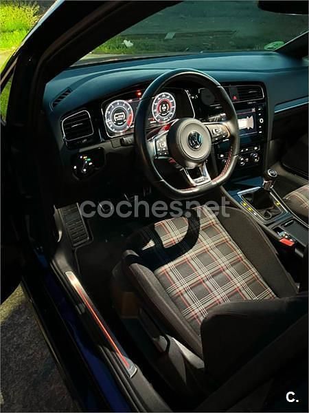 Usado VW Golf VII GTI 230 CV (169 kW) 2017 Azul Berlina
