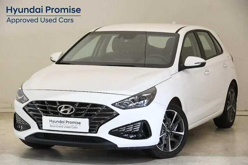Blanco Usado 2024 Hyundai i30 | 19.500 € (Precio justo) - Imagen 1/4