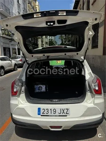 Usado SsangYong Tivoli Limited 115 CV (84 kW) 2017 Blanco SUV