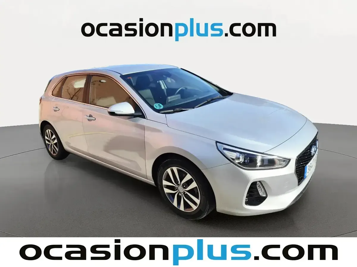 Usado Hyundai i30 140 CV (102 kW) 2017 Gris
