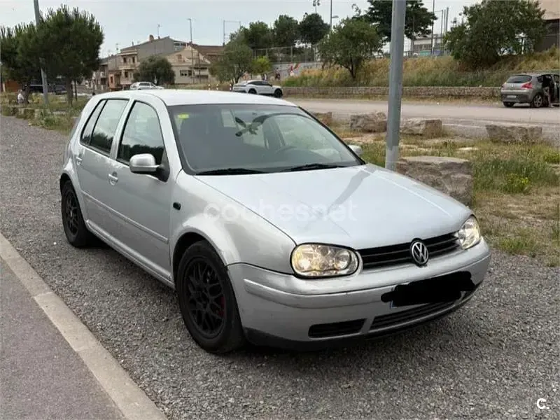 Usado VW Golf III Highline 125 CV (91 kW) 1999 Gris / plata Berlina