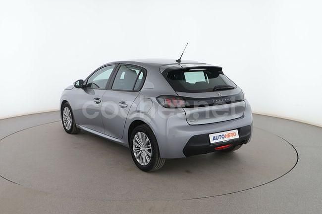 Usado Peugeot 208 Active 101 CV (74 kW) 2020 Gris Utilitario
