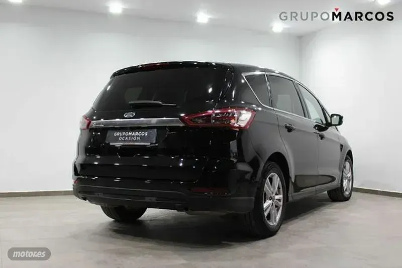Usado Ford S-MAX Titanium 150 CV (110 kW) 2019 Negro Monovolumen