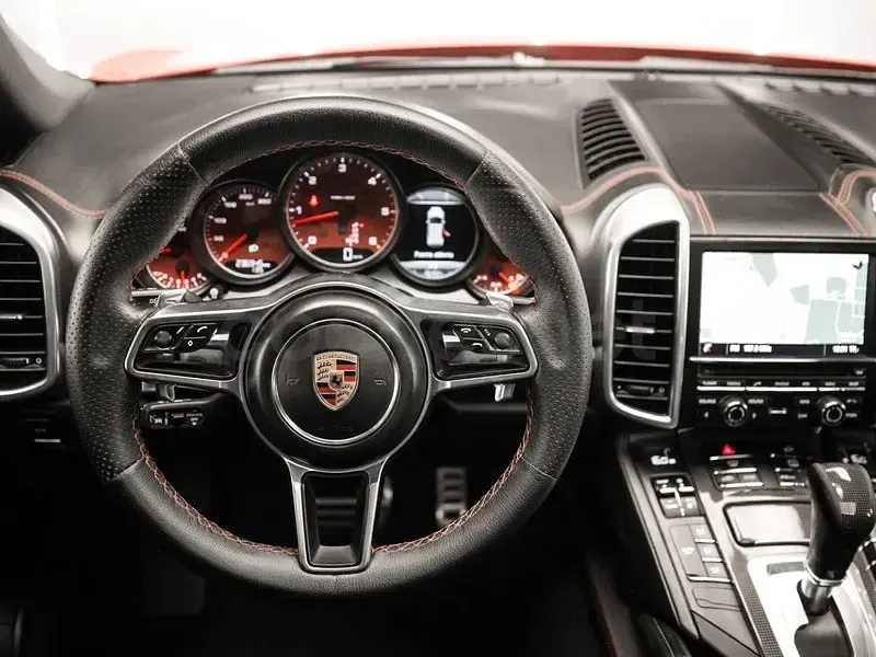 Usado Porsche Cayenne S 385 CV (283 kW) 2016 Rojo SUV