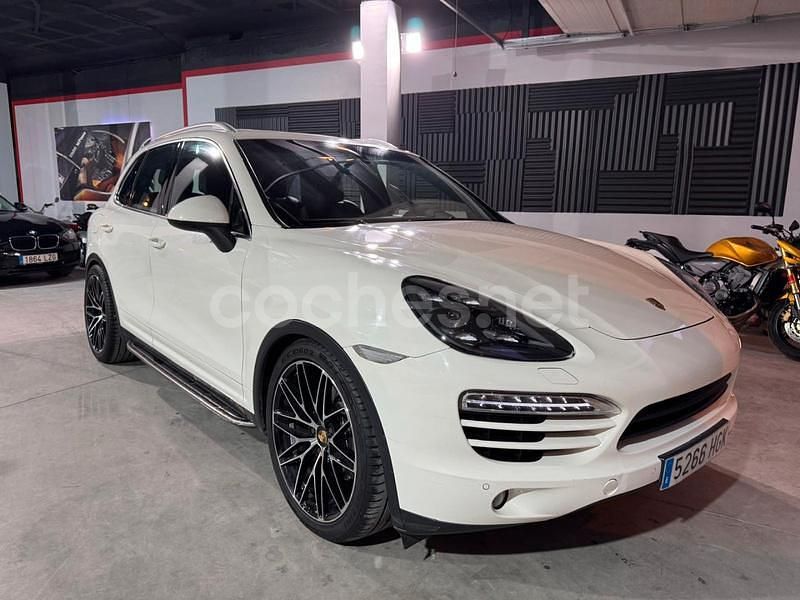 Blanco Usado 2012 Porsche Cayenne SUV | 21.999 € (Un poco caro) - Imagen 1/4