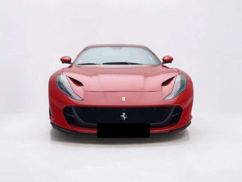 Rojo Usado 2020 Ferrari 812 Coupe | 290.000 € - Imagen 1/4