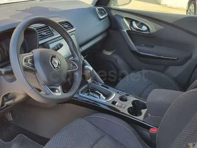 Usado Renault Kadjar LIMITED 115 CV (84 kW) 2021 Blanco SUV