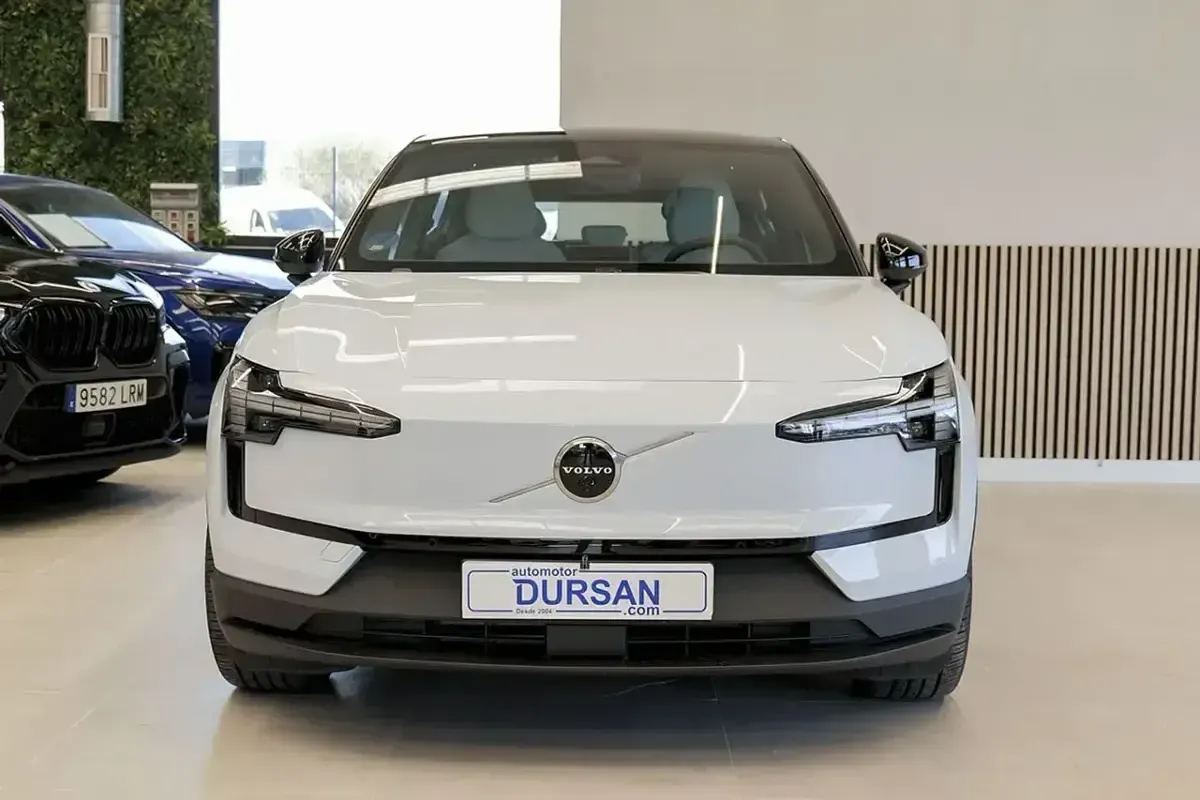 Usado Volvo EX30 Ultra 314 kW (428 CV) 2024 Blanco SUV