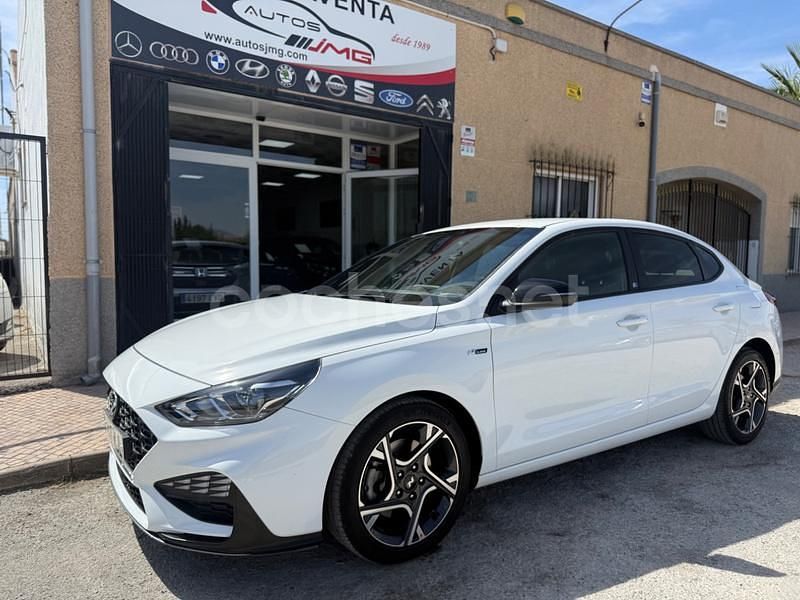 Blanco Usado 2023 Hyundai i30 N Line Berlina | 19.500 € (Precio justo) - Imagen 1/4