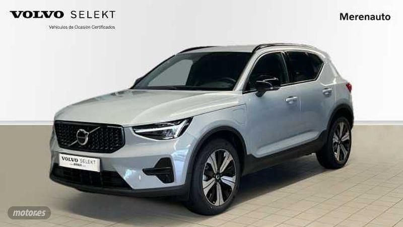 Gris / plata Usado 2023 Volvo XC40 Plus SUV | 36.900 € (Precio justo) - Imagen 1/4