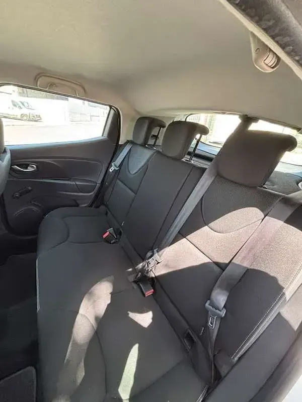 Usado Renault Clio Business 90 CV (66 kW) 2020 Blanco Utilitario
