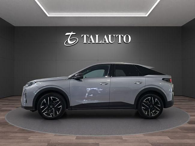 Usado Peugeot 3008 Allure 136 CV (100 kW) 2024 Gris SUV
