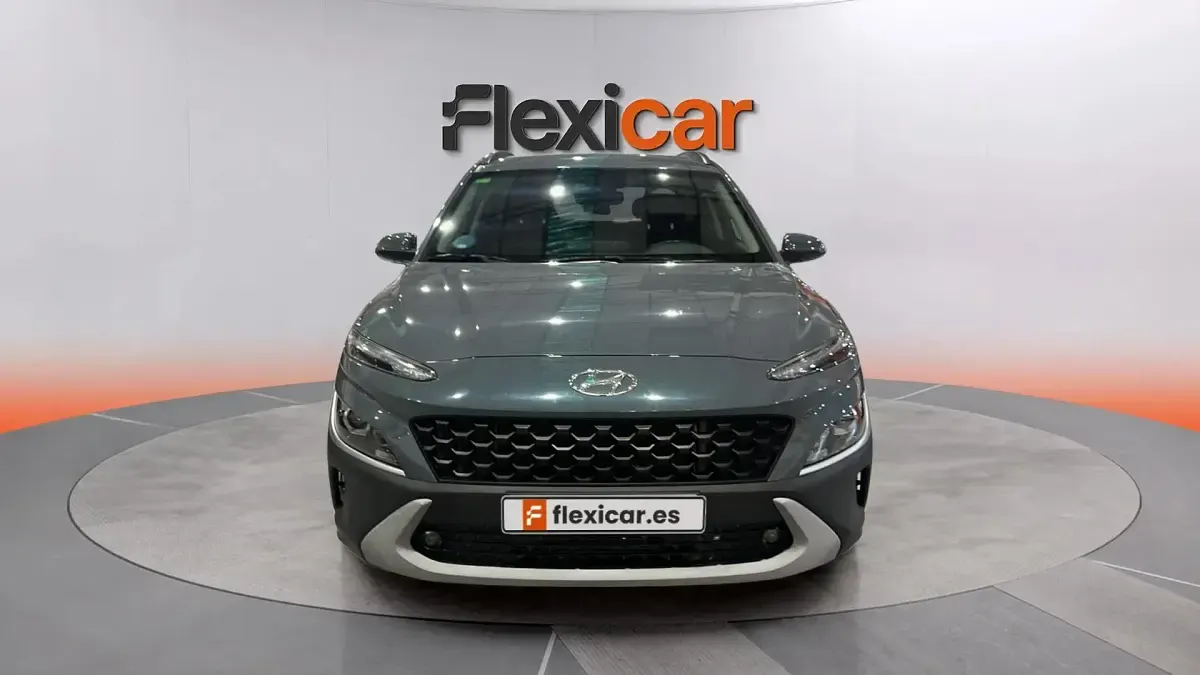 Usado Hyundai Kona 136 CV (100 kW) 2022 Gris SUV