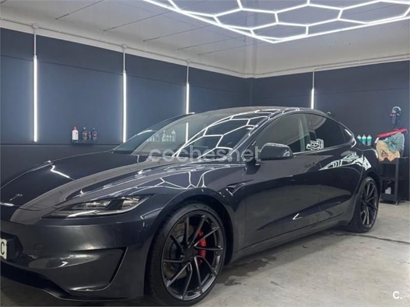 Eléctrico Usado 2025 Tesla Model 3 Performance Berlina | 50.990 € - Imagen 1/4