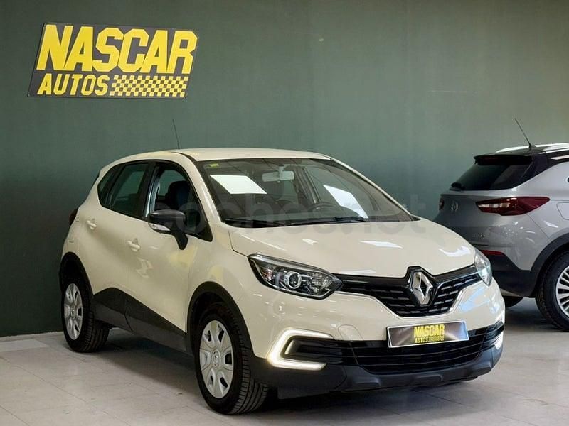 Usado Renault Captur Life 90 CV (66 kW) 2019 Beige SUV