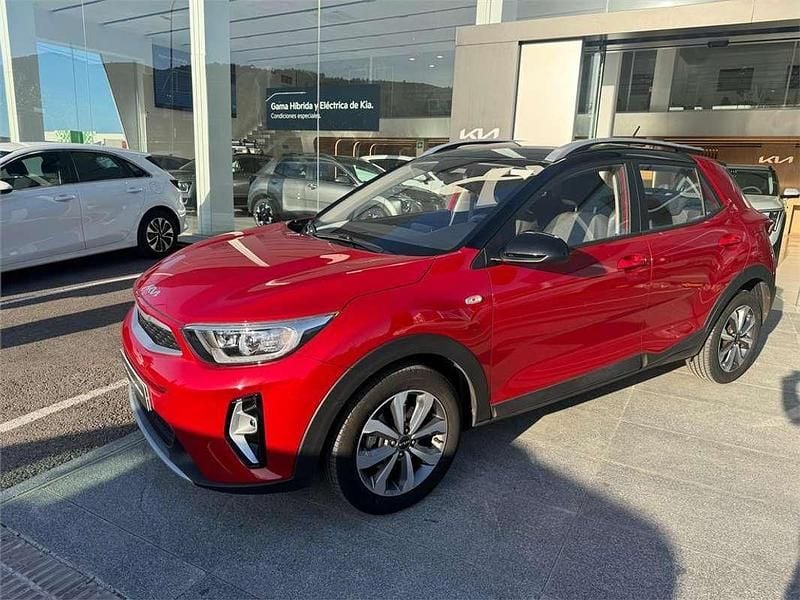 Usado Kia Stonic 84 HP (61 kW) 2023 SUV