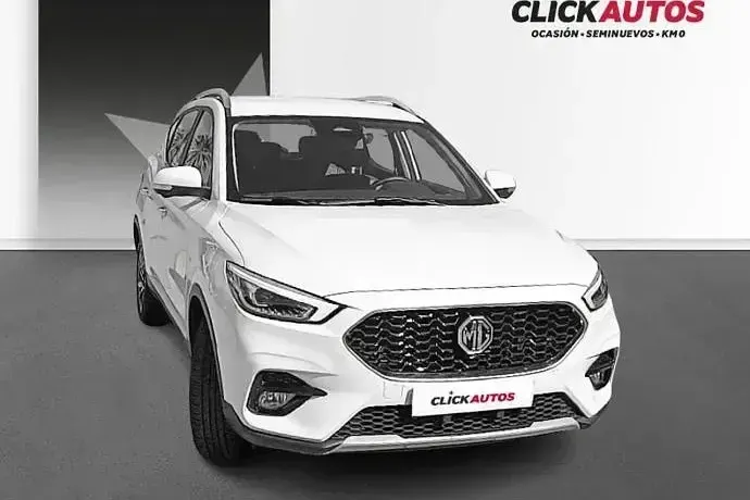 Usado MG ZS Luxury 106 CV (77 kW) 2025 Negro SUV