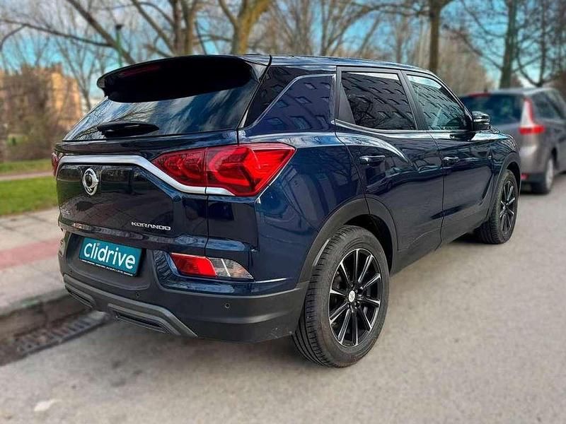 Usado Ssangyong (KGM) Korando 136 CV (100 kW) 2021 Azul SUV