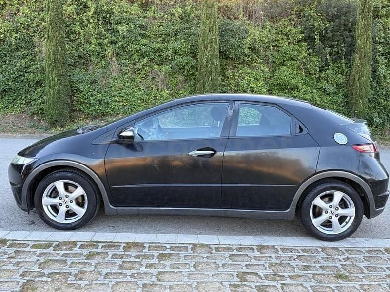 Usado Honda Civic Sport 100 CV (73 kW) 2009 Negro Berlina
