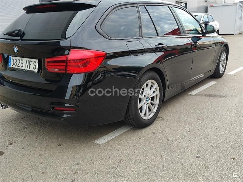 Usado BMW 320 190 CV (139 kW) 2017 Negro Familiar