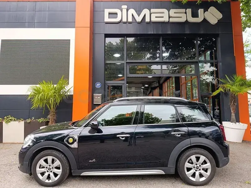Usado Mini Cooper Countryman 220 CV (161 kW) 2023 Negro SUV