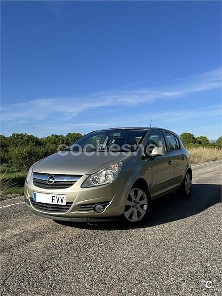 Marrón Usado 2007 Opel Corsa Enjoy Berlina | 2999 € (Buen precio) - Imagen 1/4