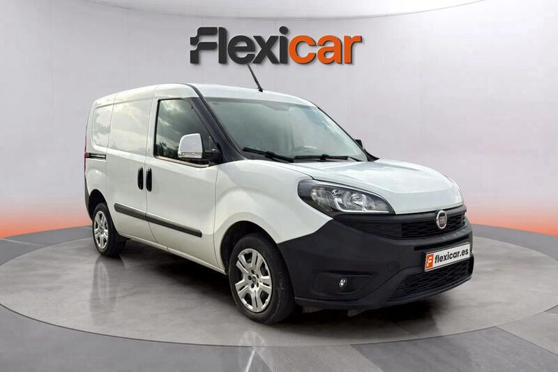 Blanco Usado 2020 Fiat Doblò Easy Monovolumen | 10.190 € (Buen precio) - Imagen 1/4