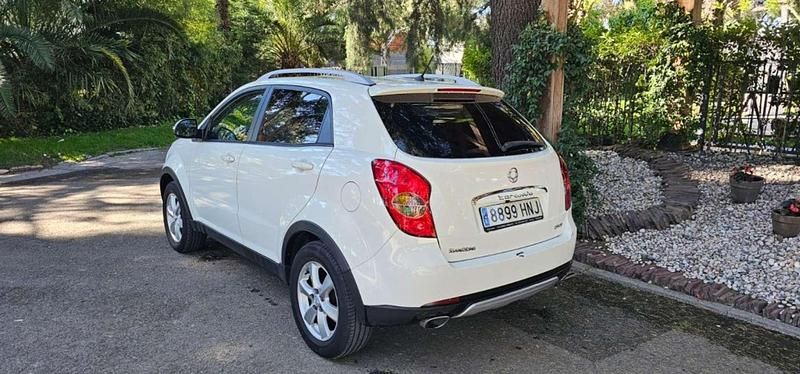 Usado Ssangyong (KGM) Korando Limited 150 CV (110 kW) 2012 Blanco SUV