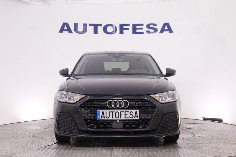 Usado Audi A1 95 CV (69 kW) 2022 Gris titanio SUV