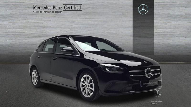 Usado Mercedes B200 Sport 163 CV (119 kW) 2021 Negro Monovolumen