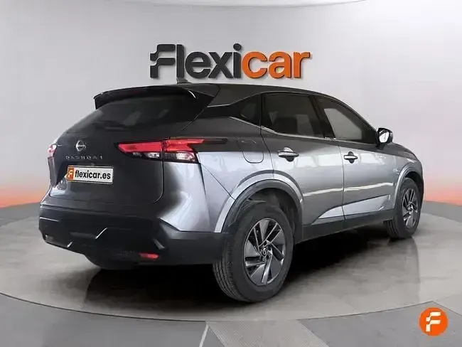 Usado Nissan Qashqai Acenta 158 CV (116 kW) 2024 Gris SUV